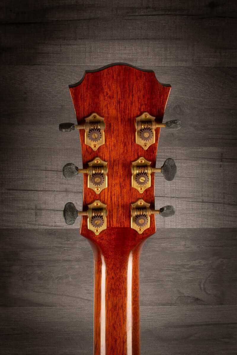 USED - Freshman FA500DCE Solid Sitka Spruce
