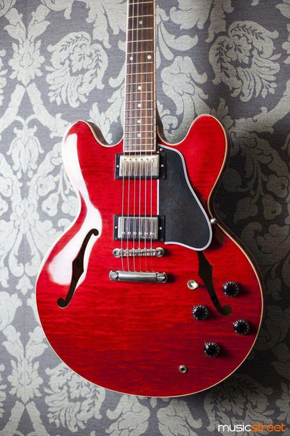 USED Gibson Es335 Cherry Flame Top 2005 Model
