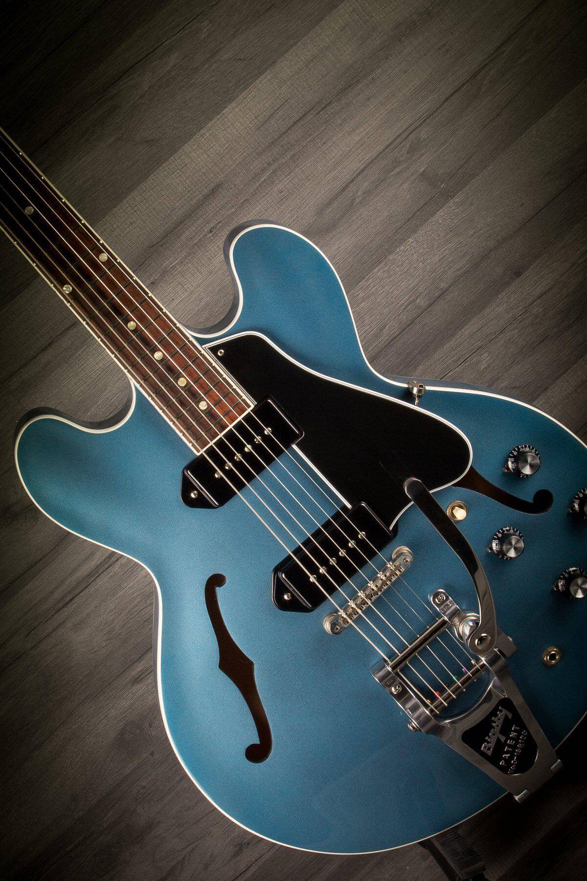USED - Gibson Memphis Wildwood ES-330 Pelham Blue