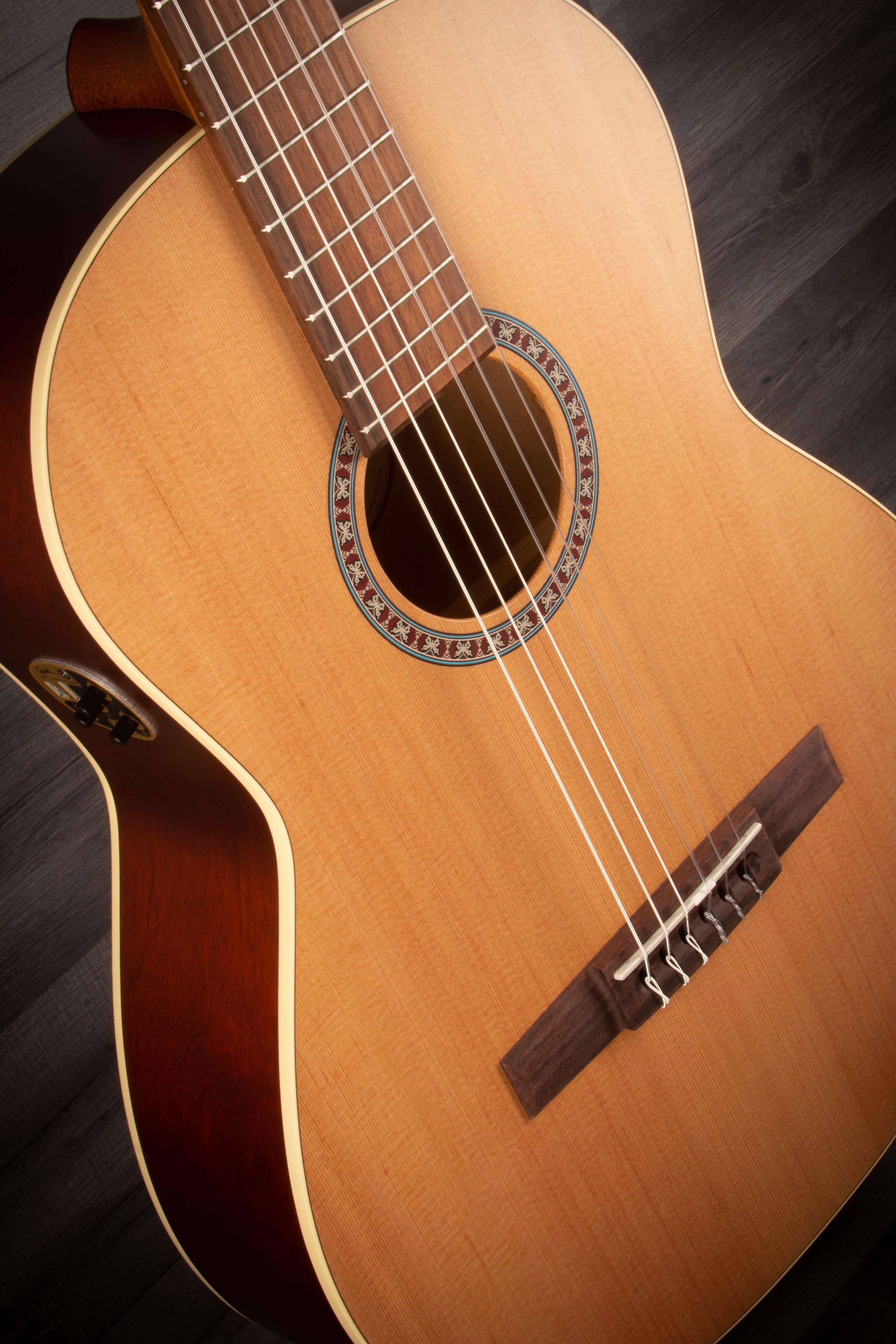 La Patrie Acoustic Guitar Godin - Etude QIT