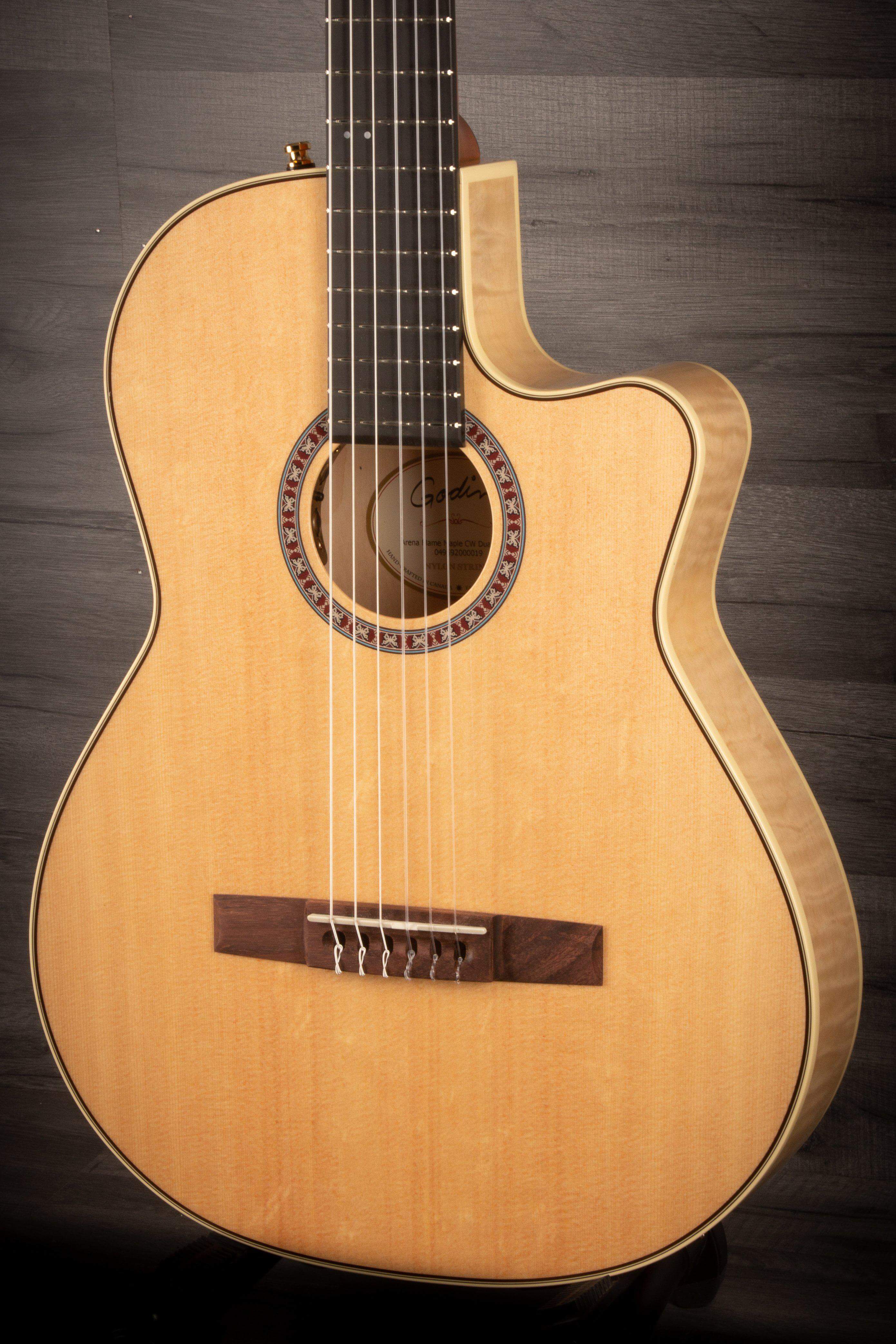 Godin Arena Flame Maple CW Crescent II with Bag