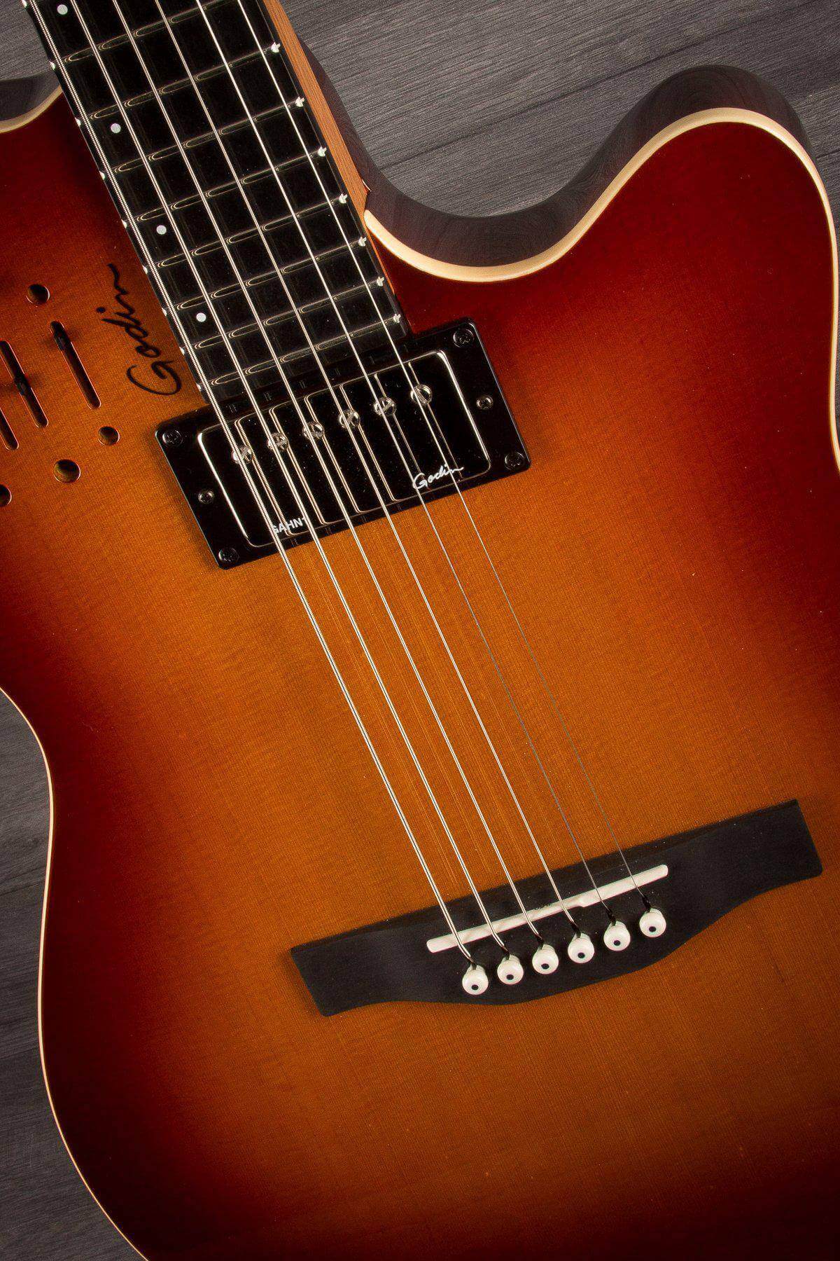 Godin A6 Ultra - Cognac Burst
