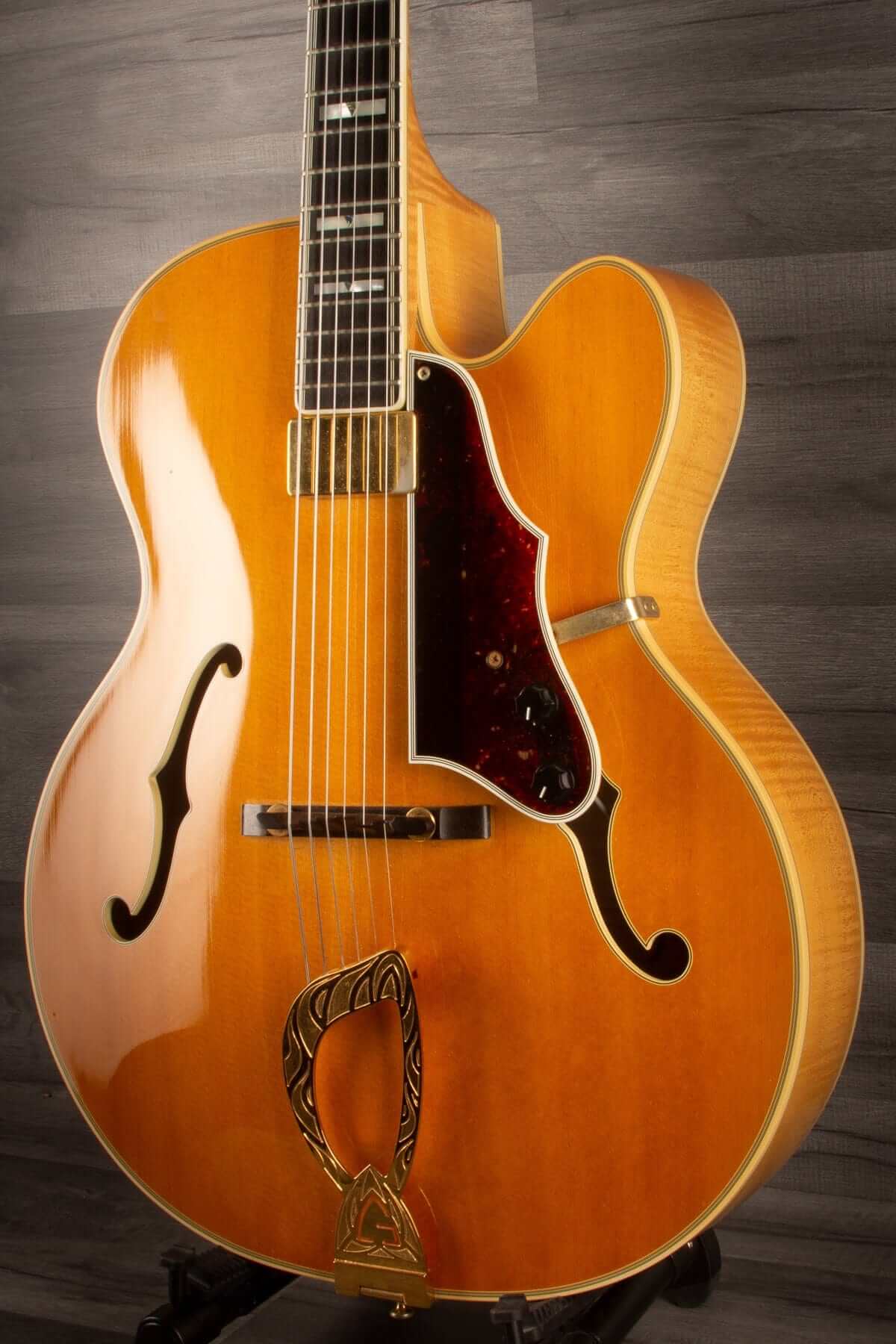 USED - Guild Artist Award Blonde 1997