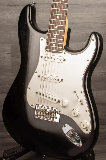 USED - Fender Highway 1 Stratocaster - Black