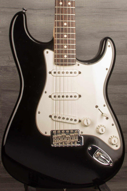 USED - Fender Highway 1 Stratocaster - Black