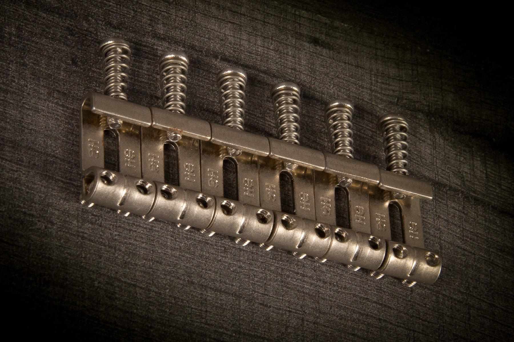 Highwood HG Contoured Vintage S-Type Saddles 2-1/16