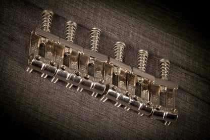 Highwood HG Contoured Vintage S-Type Saddles 2-1/8"