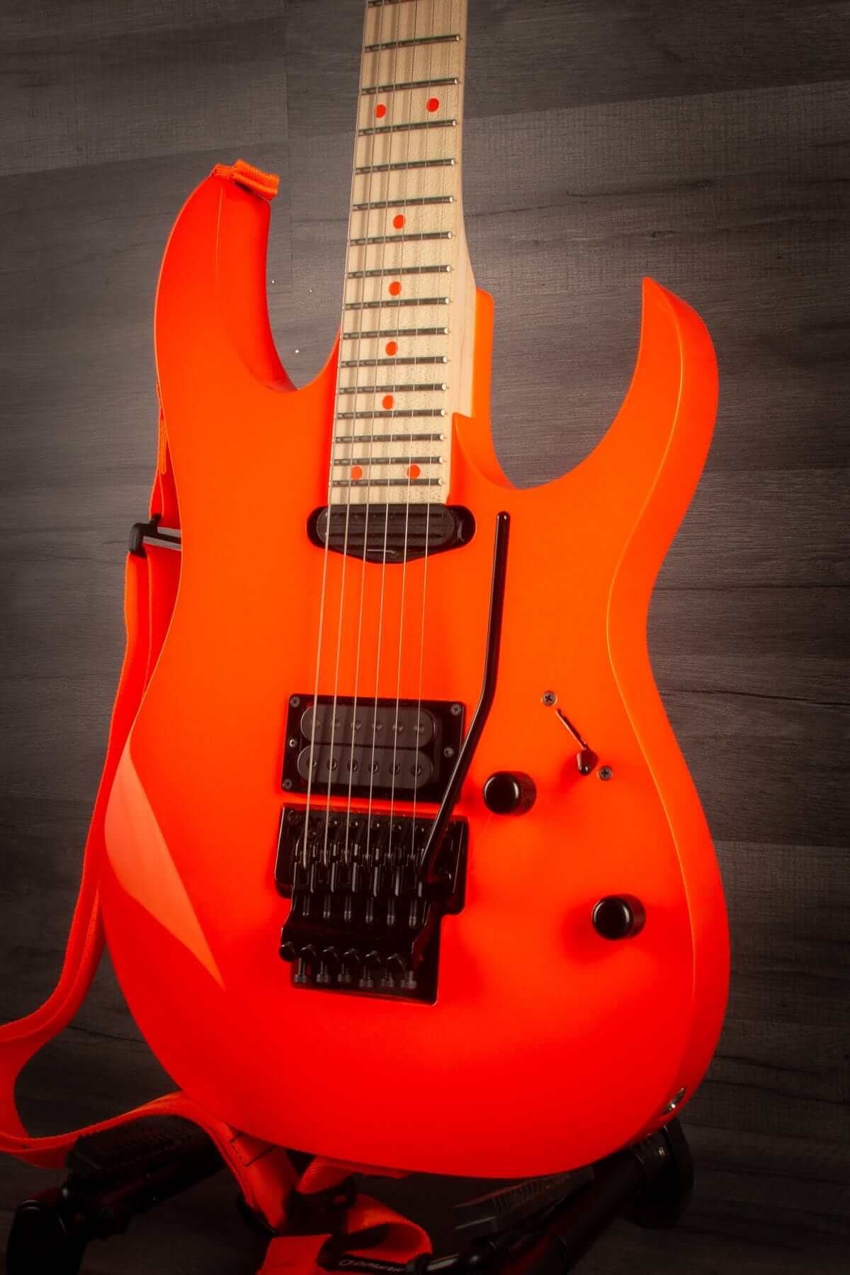 Ibanez Electric Guitar USED - Ibanez - RG565 Florescent Orange