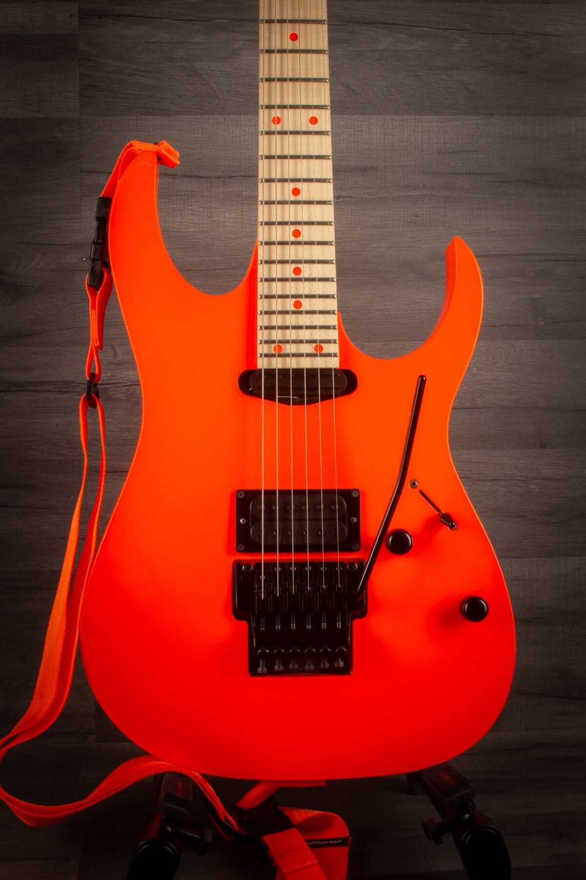 Ibanez Electric Guitar USED - Ibanez - RG565 Florescent Orange