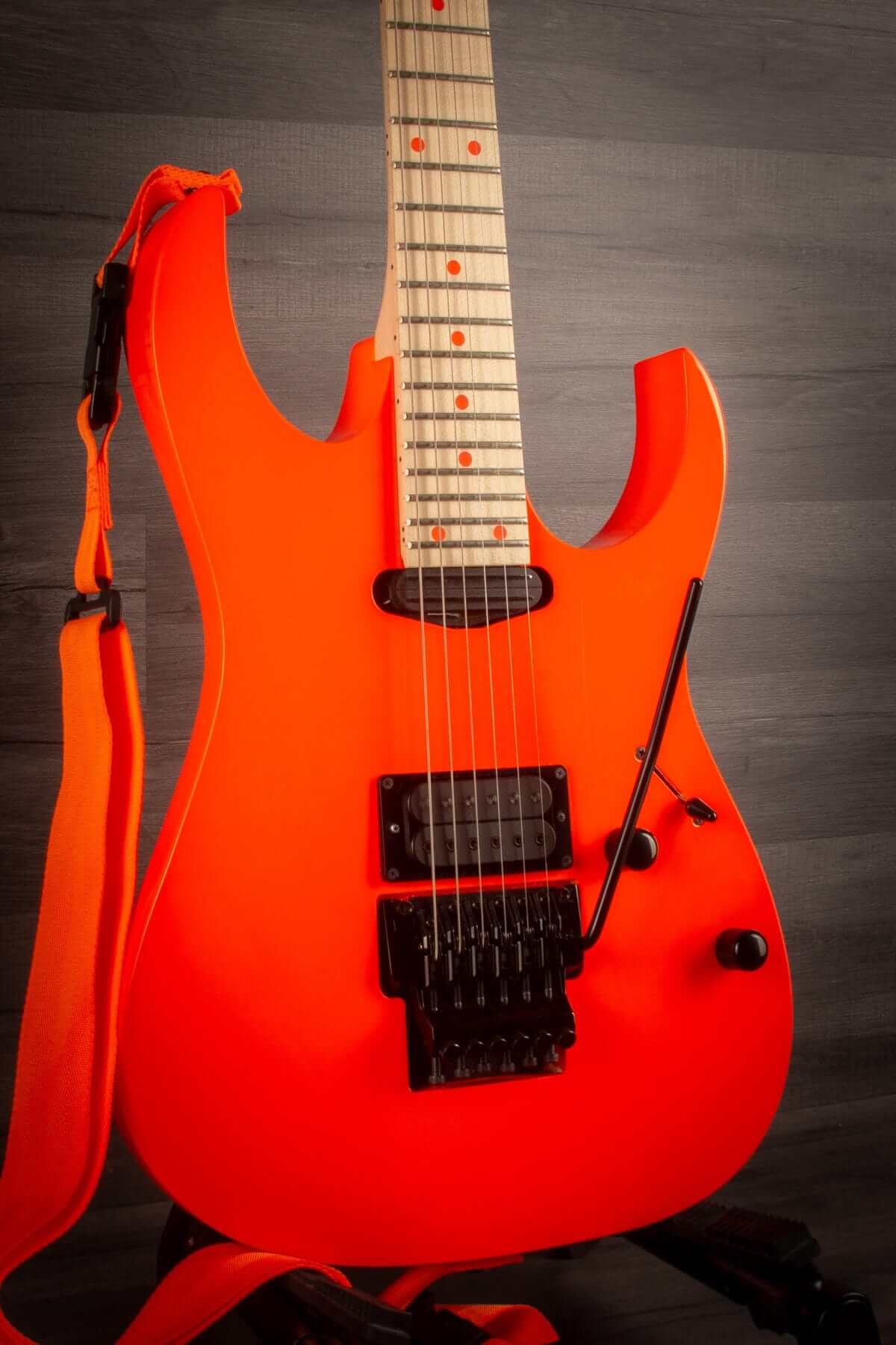 USED - Ibanez - RG565 Florescent Orange