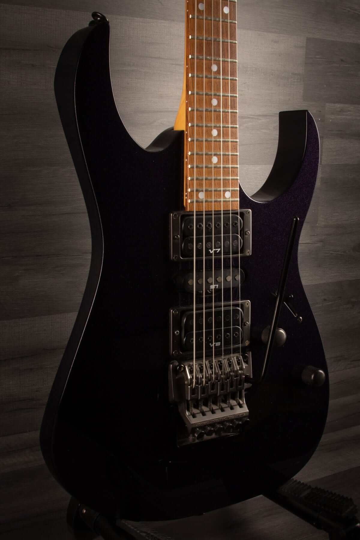 USED - Ibanez RG570 Cosmic Blue (Japanese) inc hiscox case