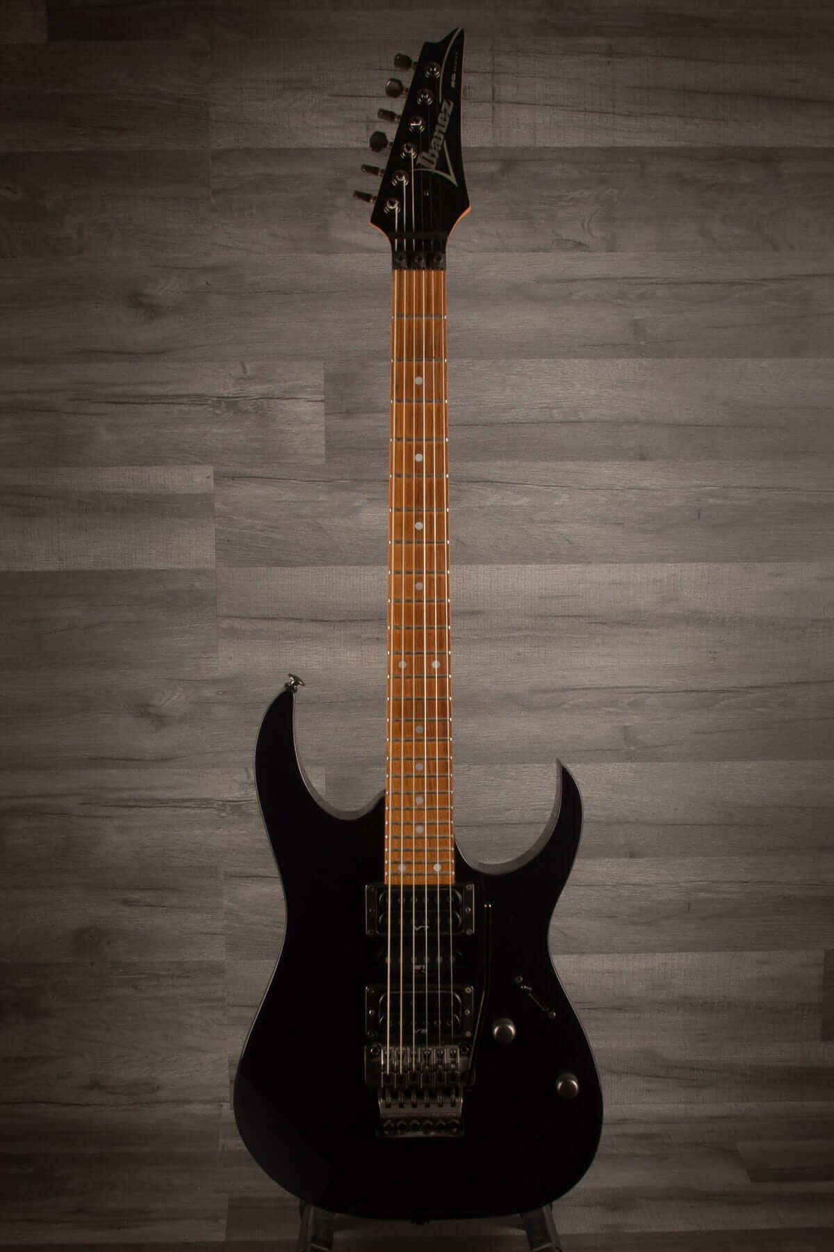 USED - Ibanez RG570 Cosmic Blue (Japanese) inc hiscox case