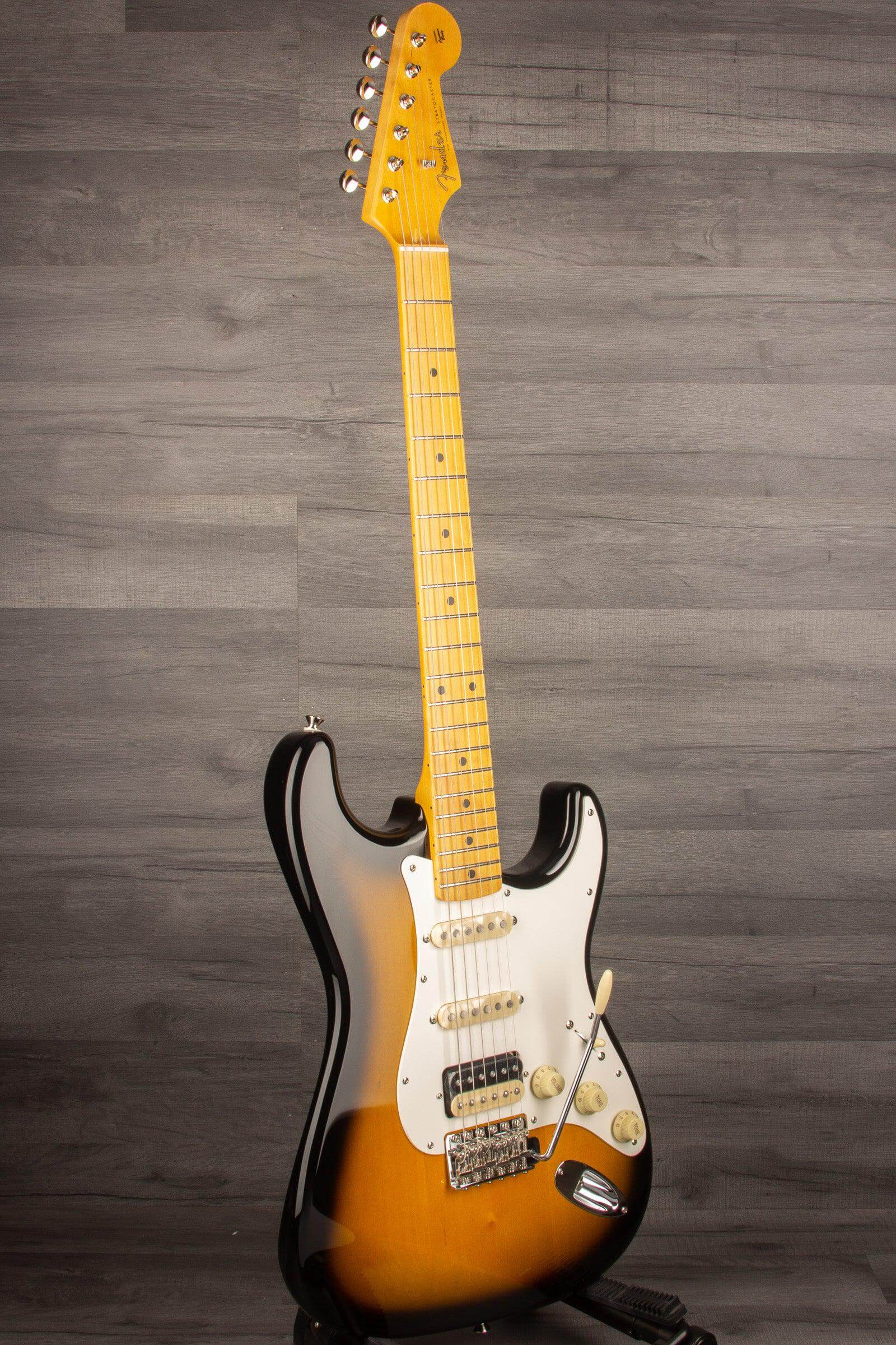 Fender JV Modified '50s Stratocaster®, HSS, Maple Fingerboard, 2 Tone Sunburst