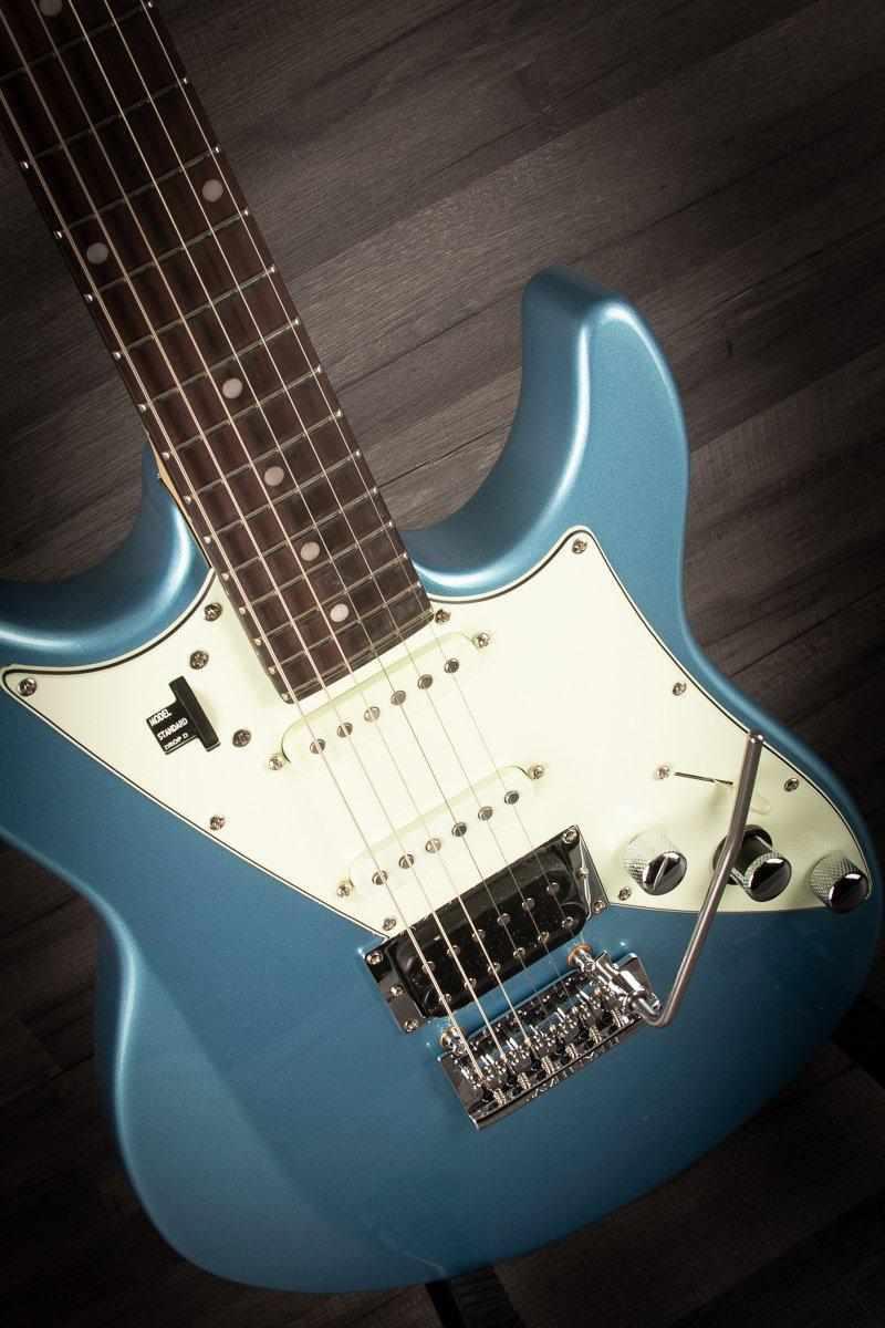 Line 6 James Tyler Variax JTV-69 EB Lake Placid Blue