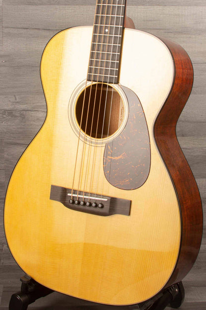 Martin 0-18 Standard Series Acoustic guitar