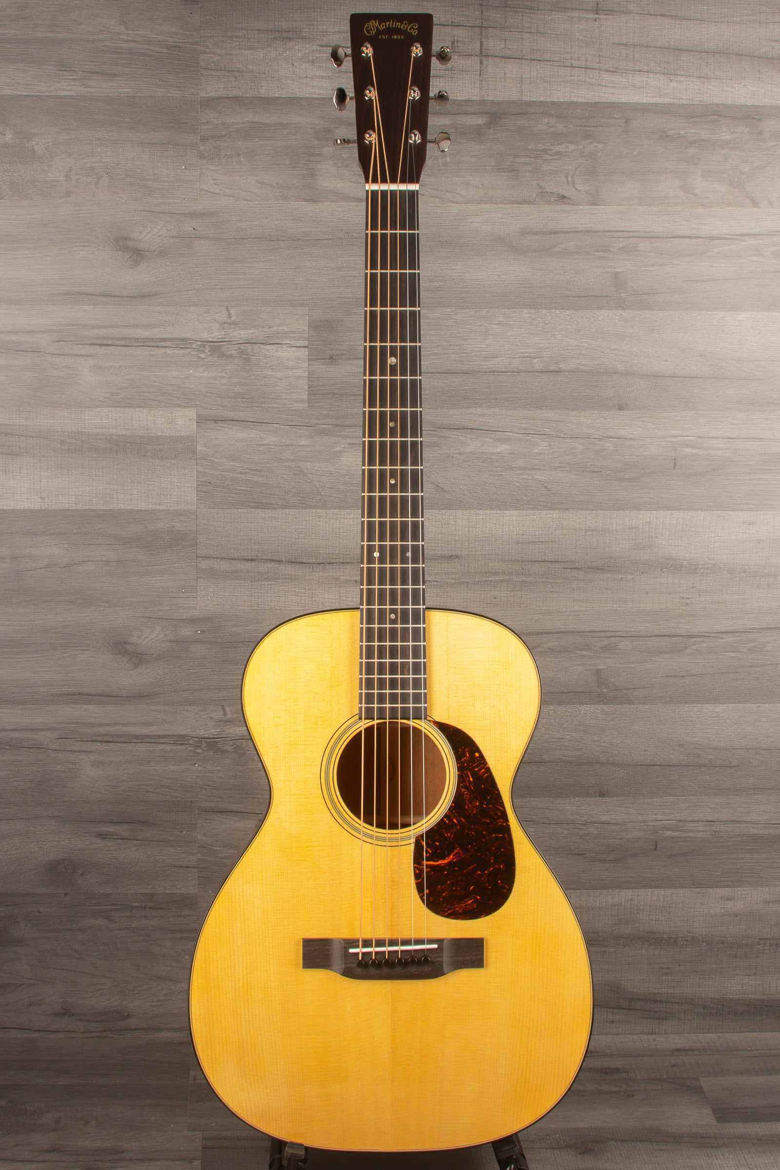 Martin 0-18 Standard Series Acoustic guitar