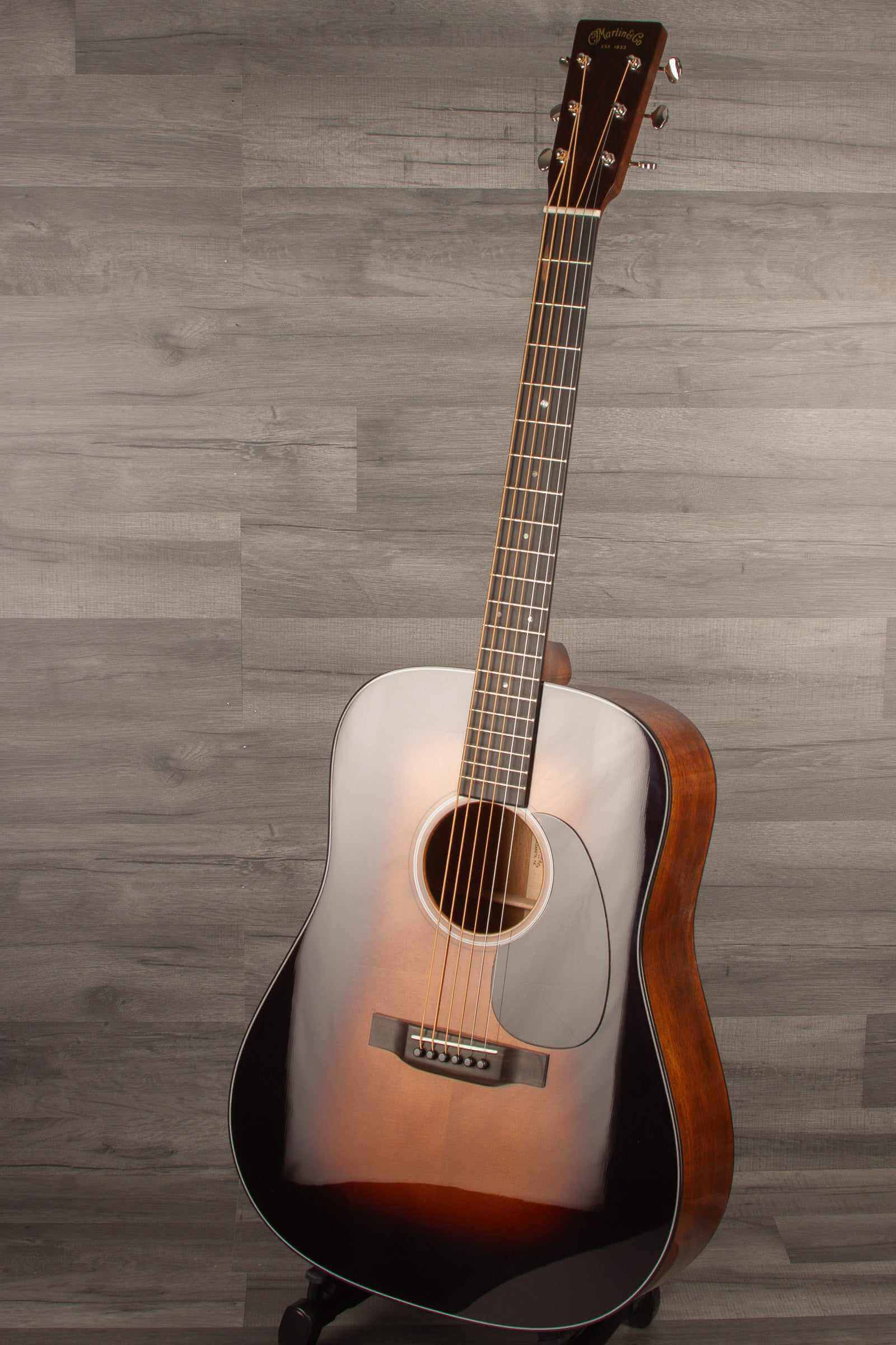 Martin D-18 Classic Sunburst Acoustic guitar - Musicstreet