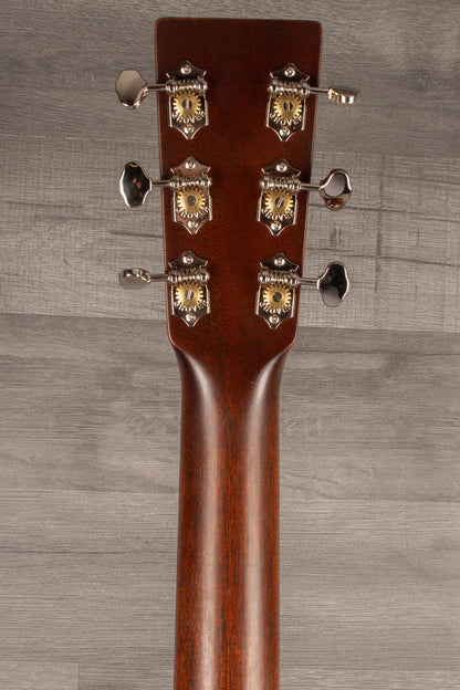 Martin D-18 Classic Sunburst Acoustic guitar