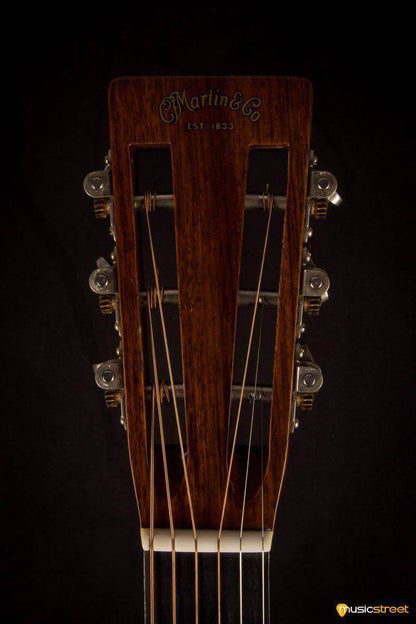USED - Martin 000-28Vs
