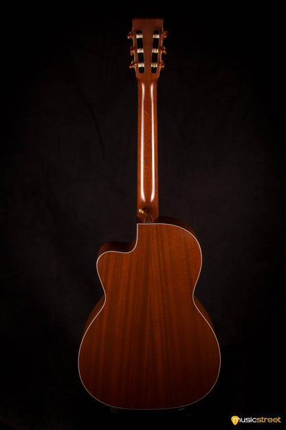 USED - Martin 000C Nylon Electro with hard case