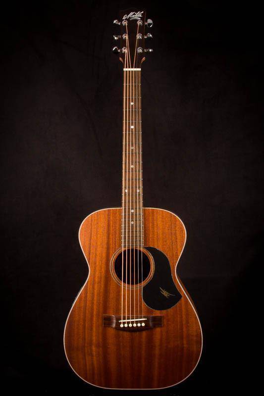 Maton M808
