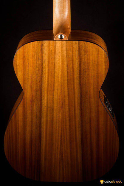 USED - Maton Srs808 With Hard Case