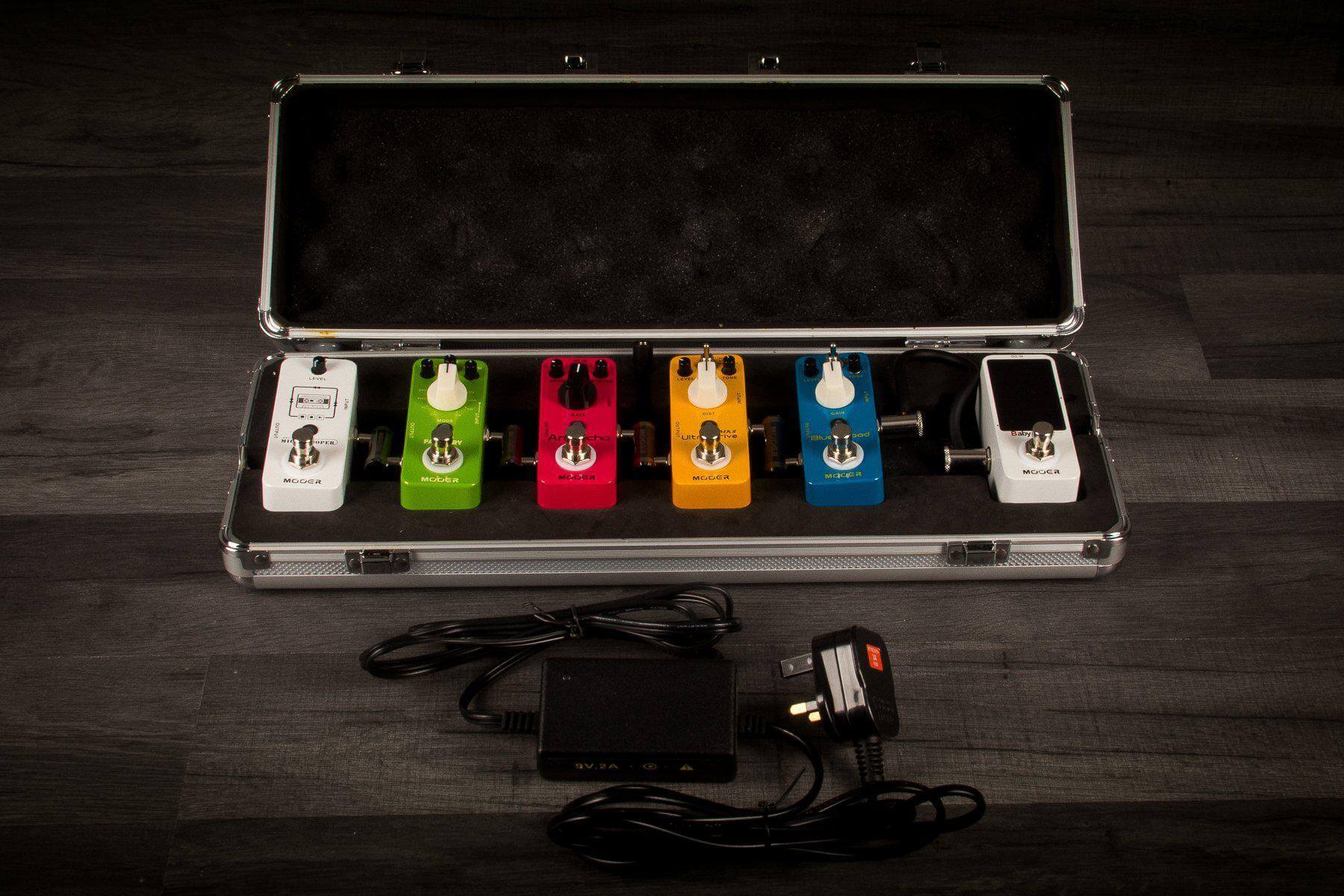 USED - Mooer Pedalboard with Pedals and Power Supply