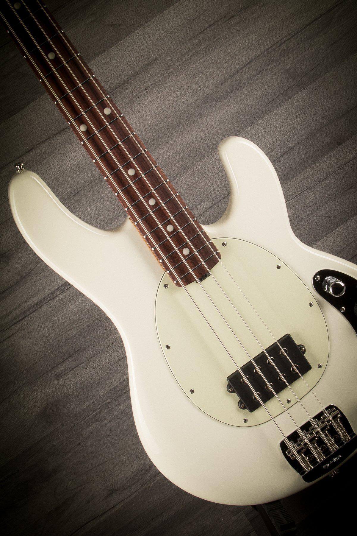 USED - MusicMan Stingray 2018 - Ivory White