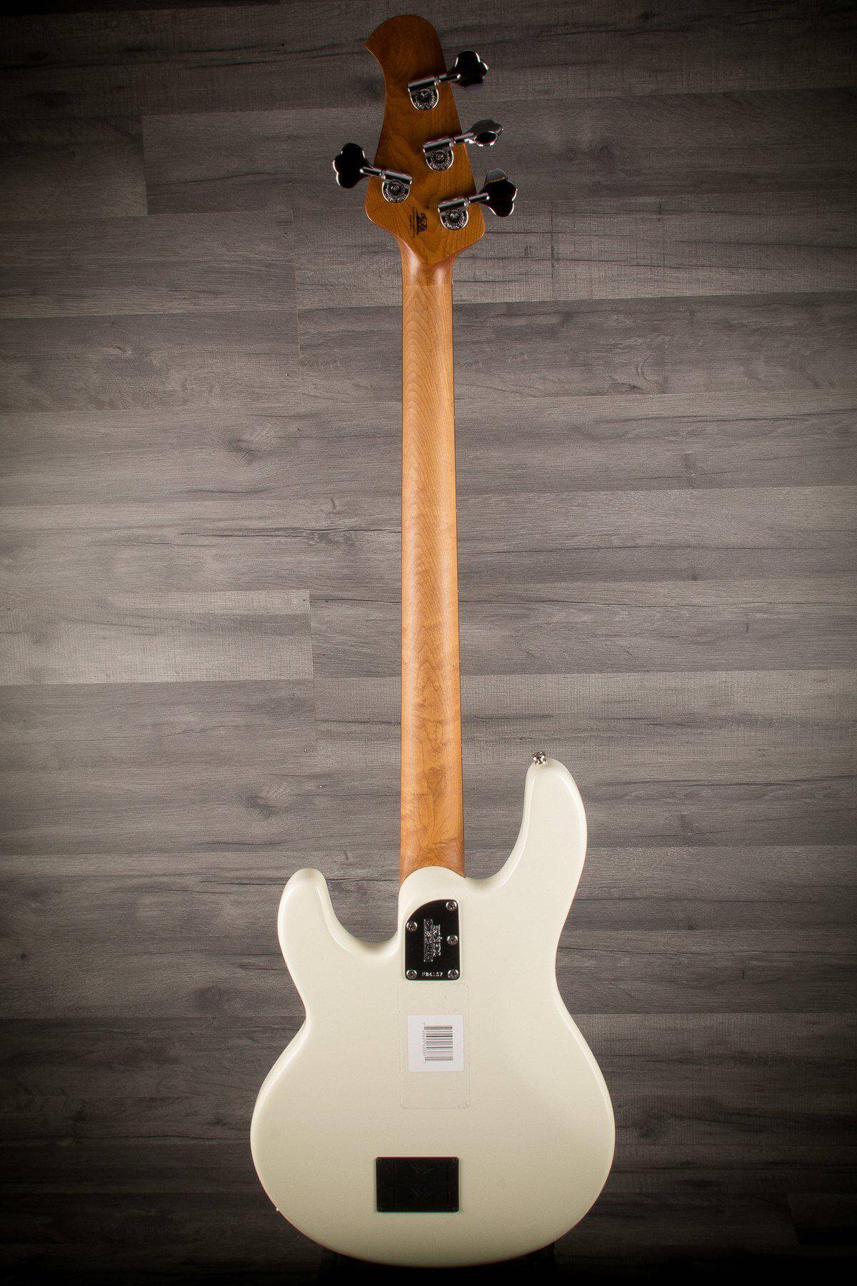 USED - MusicMan Stingray 2018 - Ivory White