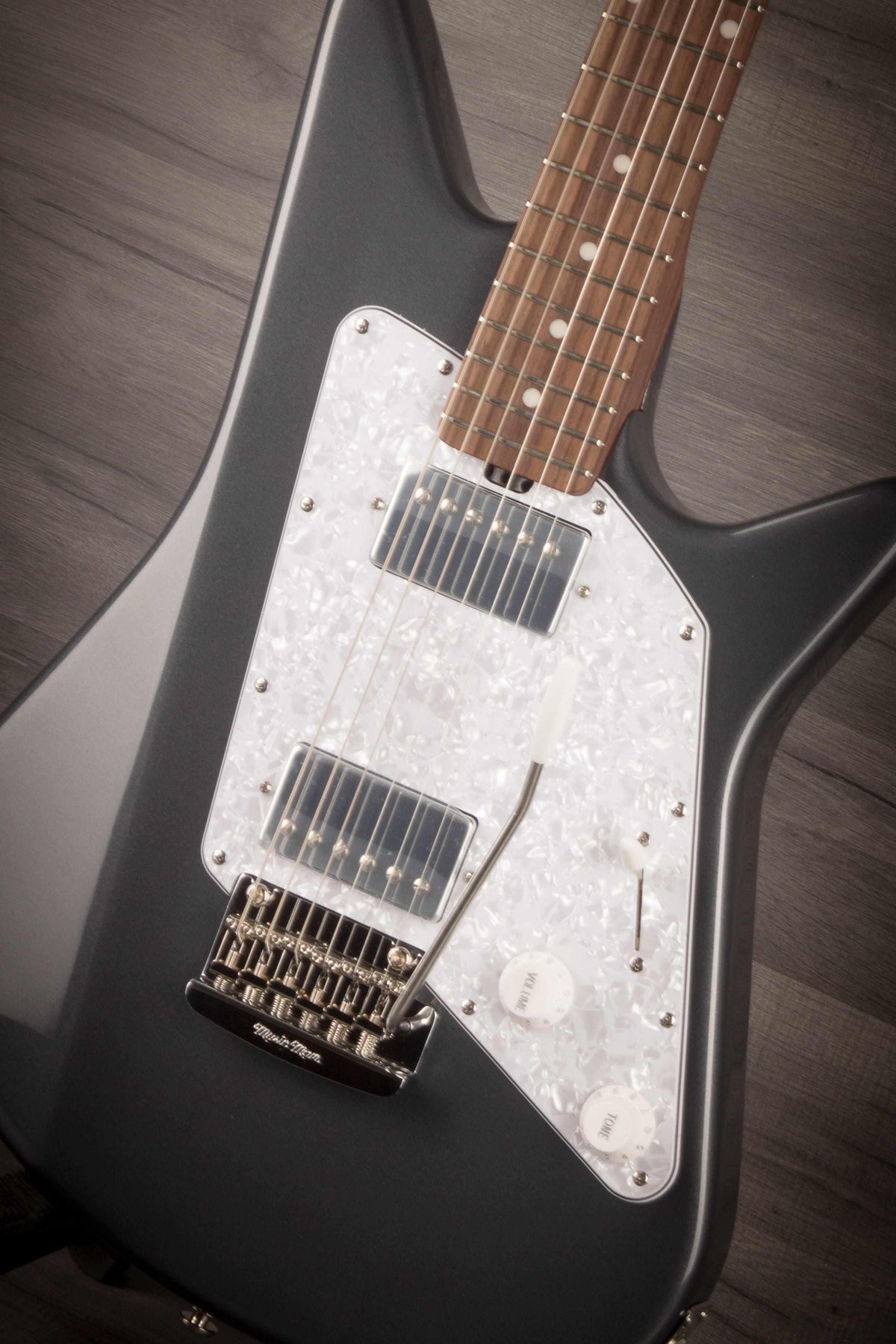 MusicMan Albert - HH Charcoal Frost