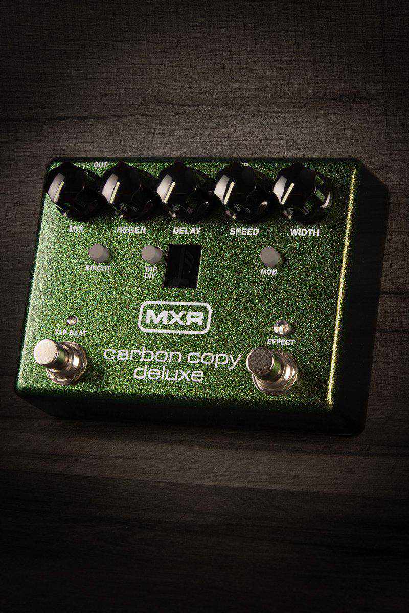 MXR Carbon Copy Deluxe