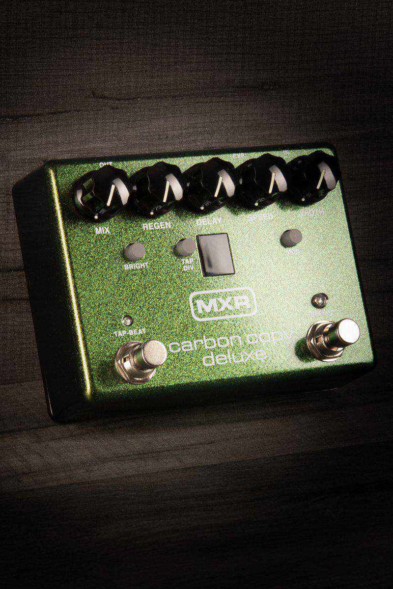 MXR Carbon Copy Deluxe
