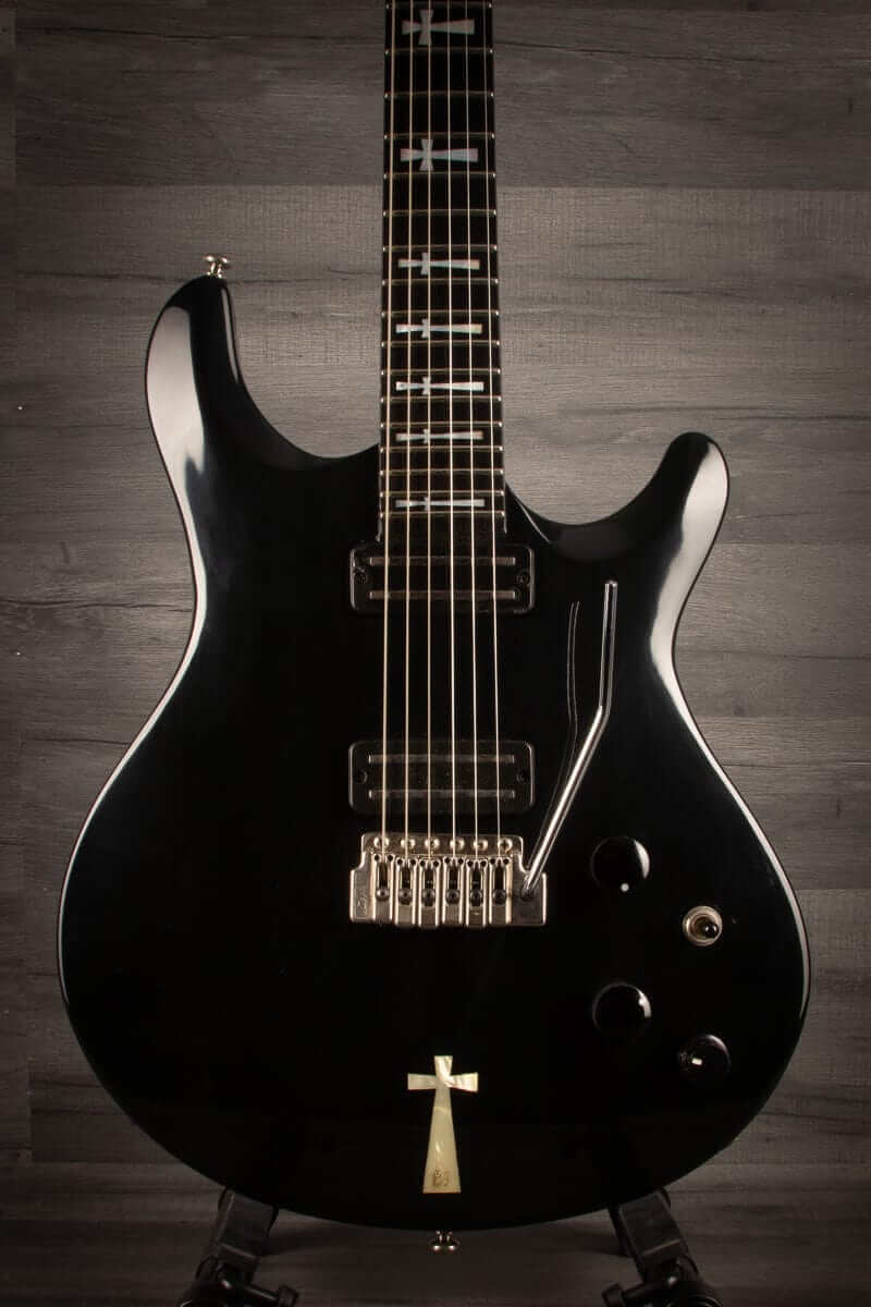 USED - Patrick Eggle Legend Tony Iommi Signature (rare 1994 model)