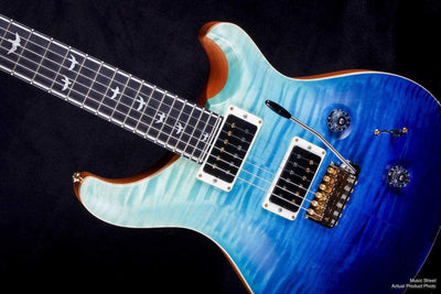 PRS - Custom 24 30Th Anniversary Wood Library, Blue Fade Satin S#221406