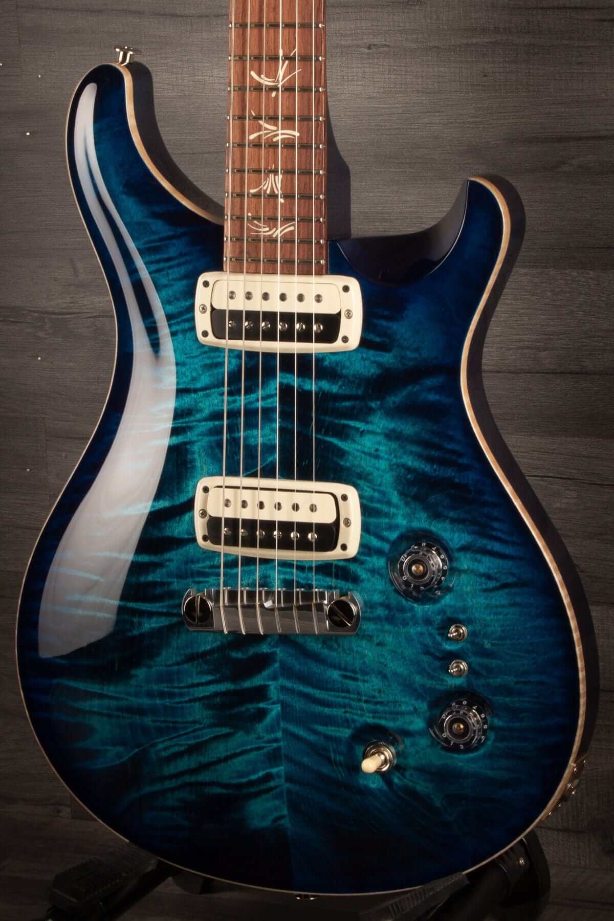 PRS Pauls Guitar Cobalt Blue #0332704. (slight mark)