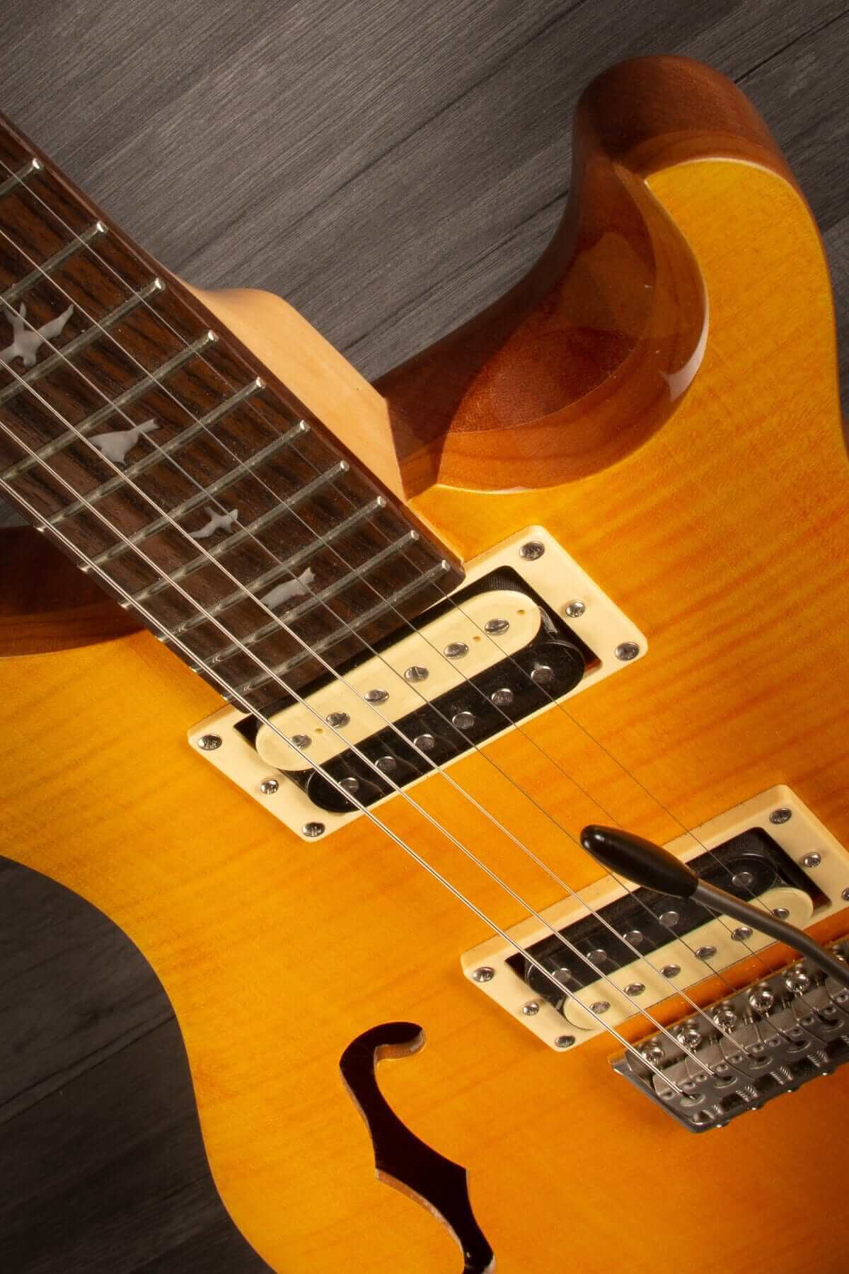 PRS SE Custom 22 Semi Hollow Santana Yellow