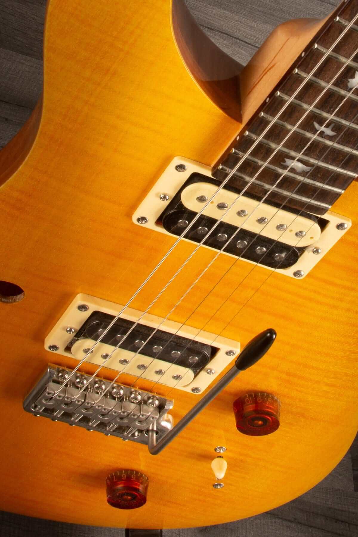 PRS SE Custom 22 Semi Hollow Santana Yellow