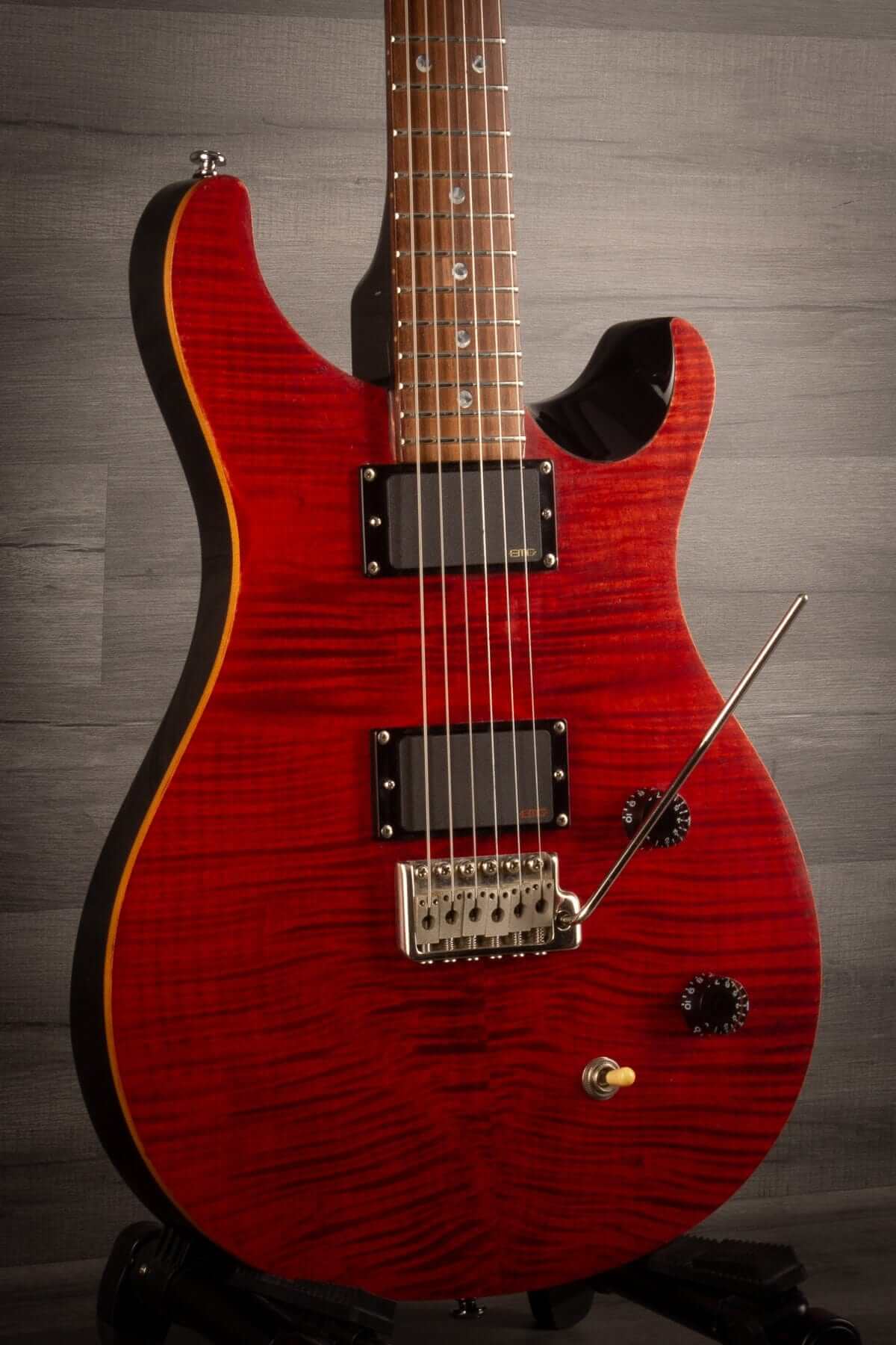 USED PRS SE Custom 22 - Satin Red stained (EMG Pickups) - MusicStreet