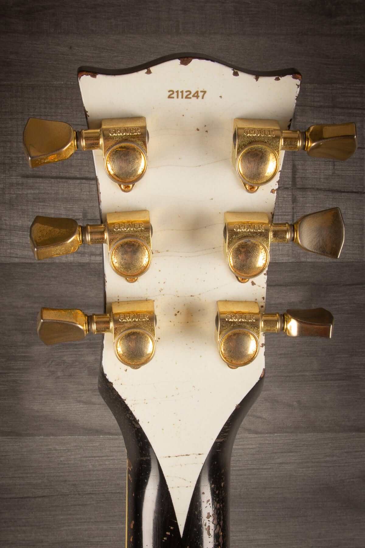 Rock 'n Roll Relics '52 Heartbreaker