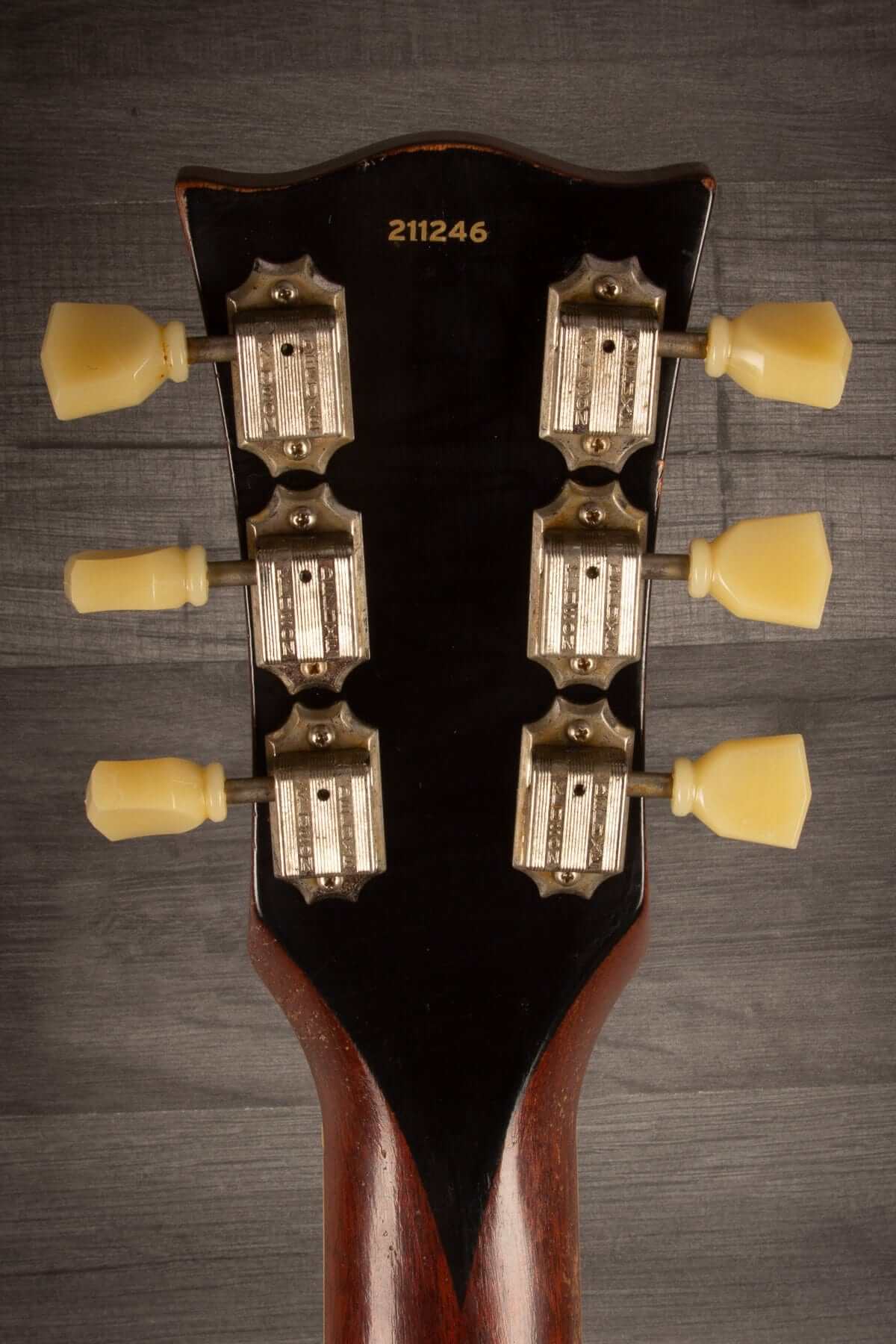 Rock 'n Roll Relics Heartbreaker Gold Top