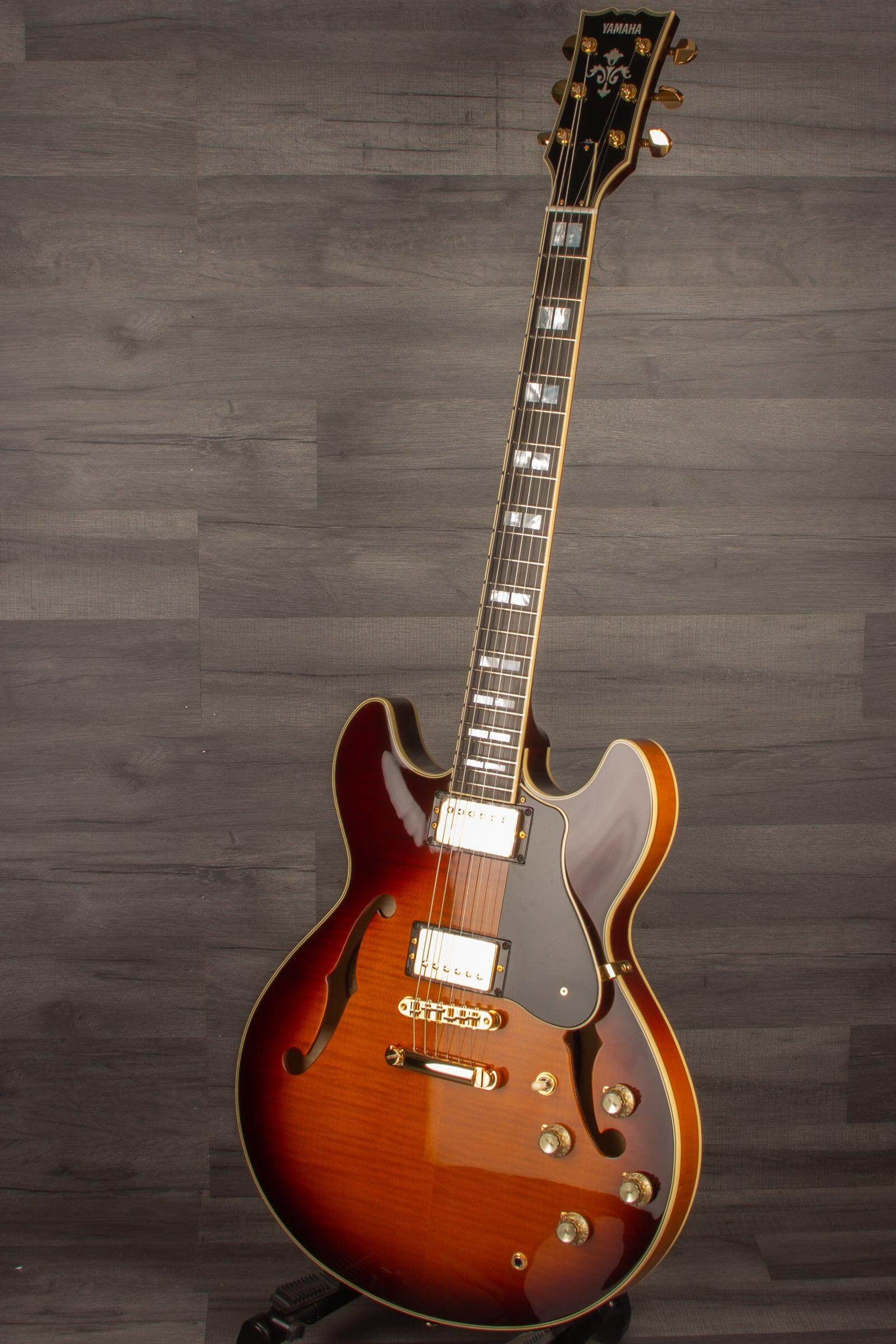 Yamaha SA2200 Semi Hollow Electric Guitar - Brown Sunburst
