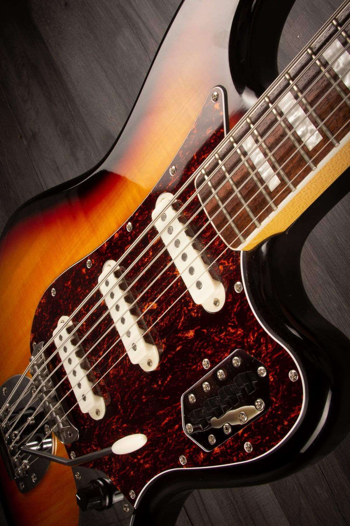 USED - Squier Classic Vibe Bass Guitar VI - Sunburst
