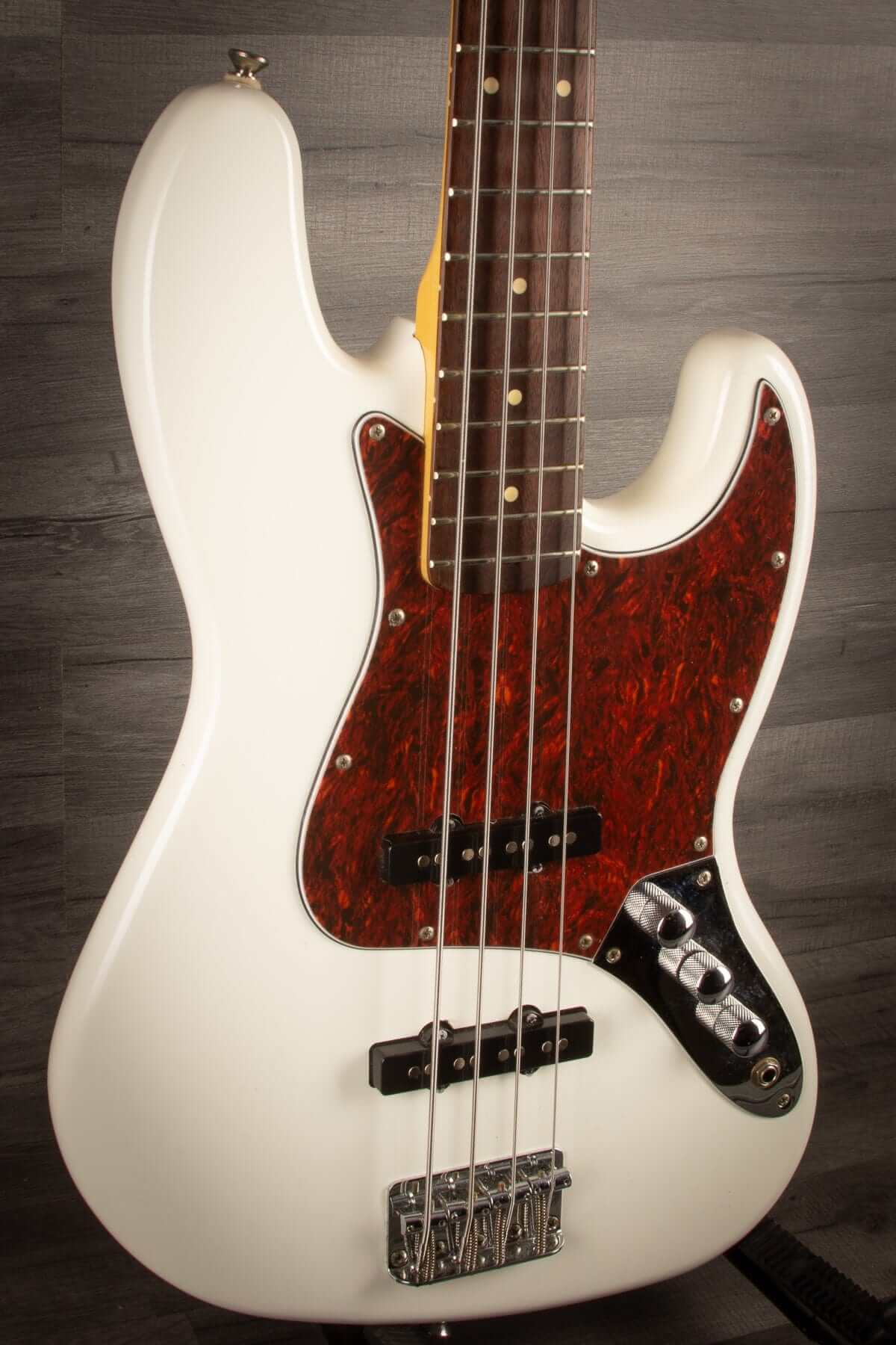 USED - Squier Classic Vibe Jazz Bass 60s Olympic White, inc hard case