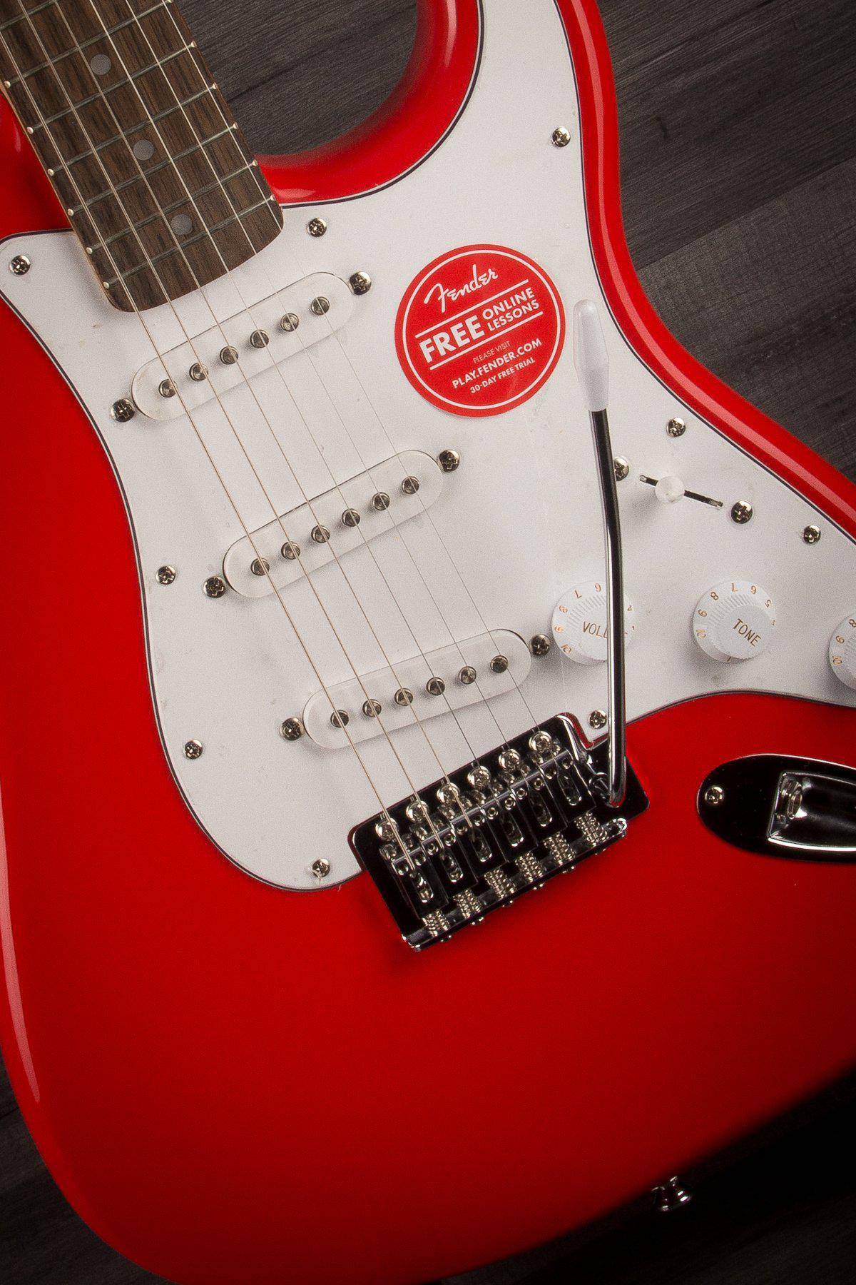 Squier - Affinity Stratocaster - Race Red