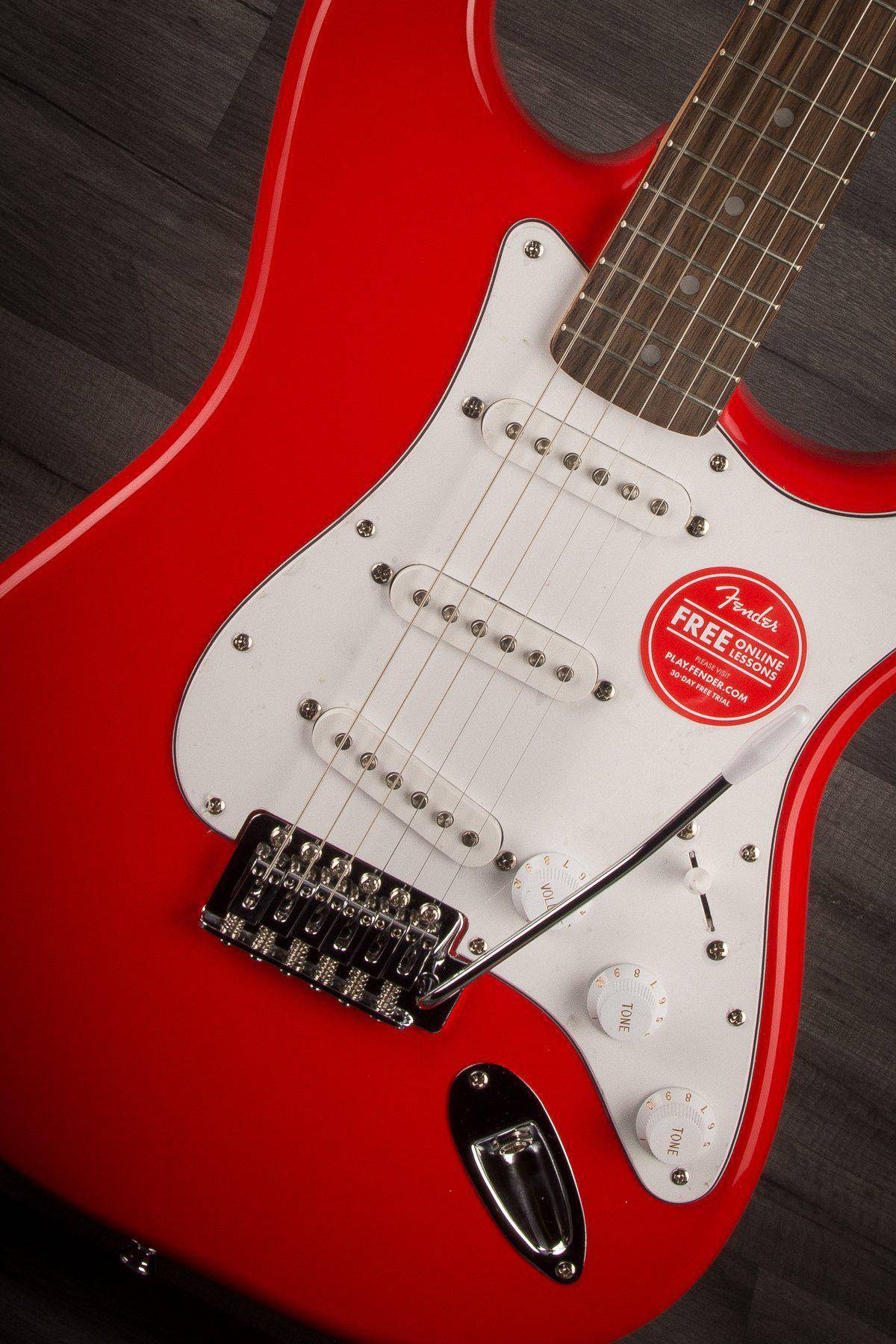 Squier - Affinity Stratocaster - Race Red