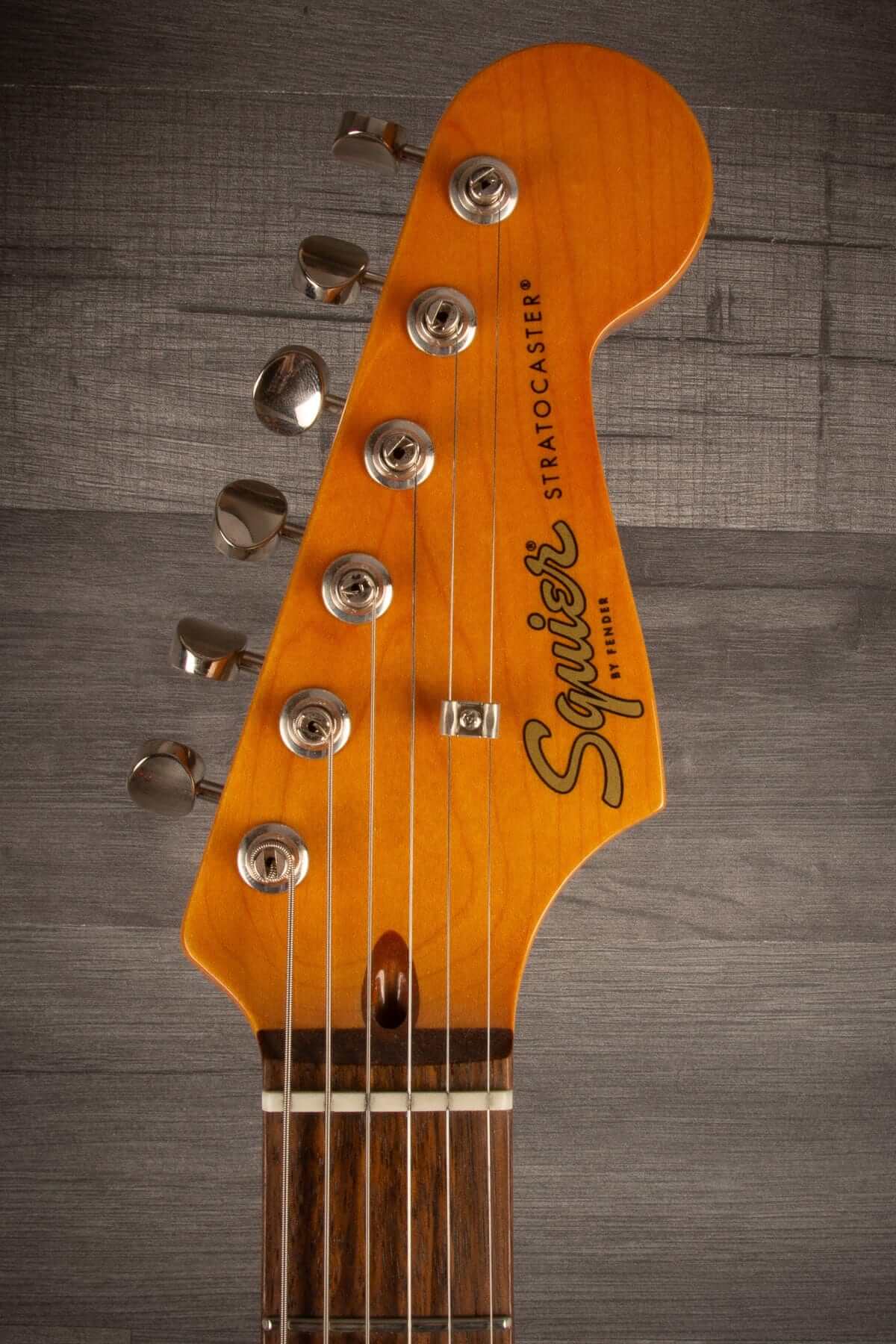 USED - Squier Classic Vibe '60s Stratocaster Candy Apple Red (Highwood saddles)
