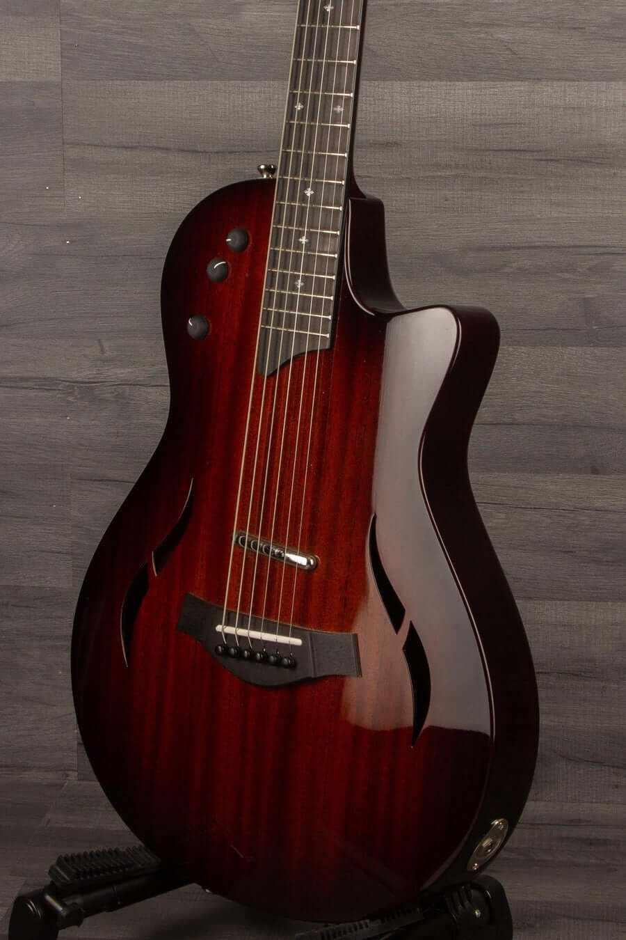 USED - Taylor T5Z Classic Dlx
