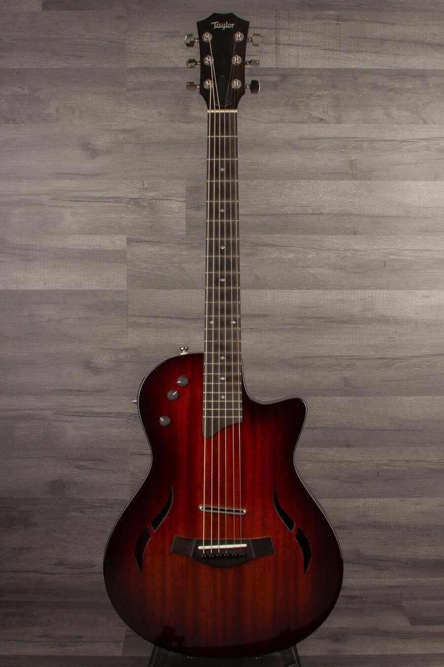 USED - Taylor T5Z Classic Dlx