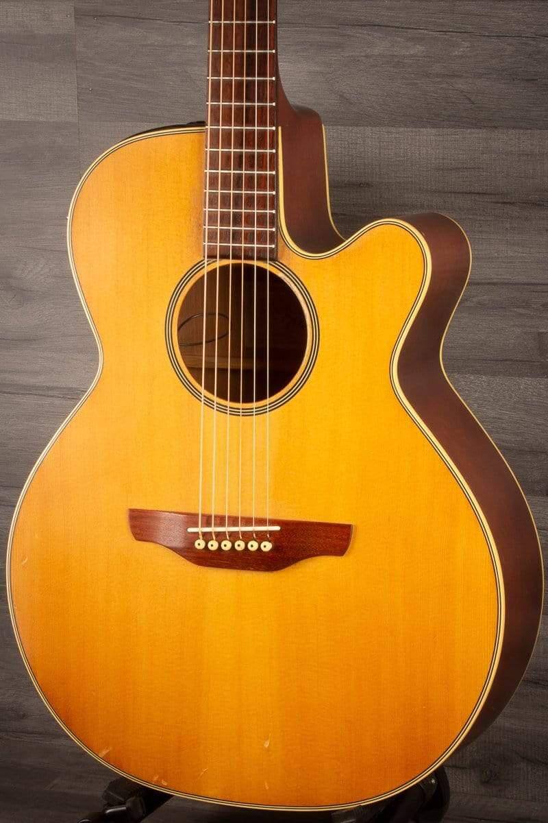 Takamine Acoustic Guitar USED - Takamine EG40C