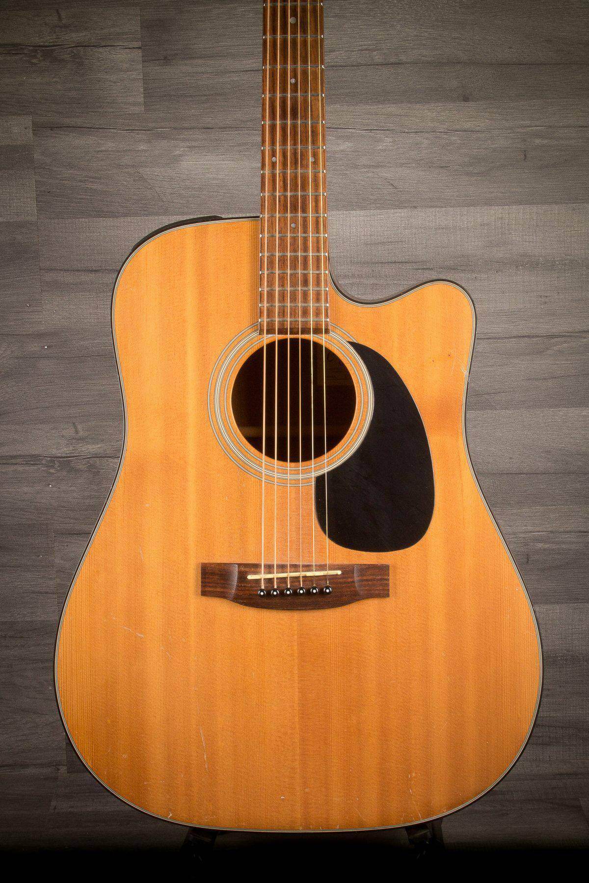 USED - Takamine G Series EG320SC DE